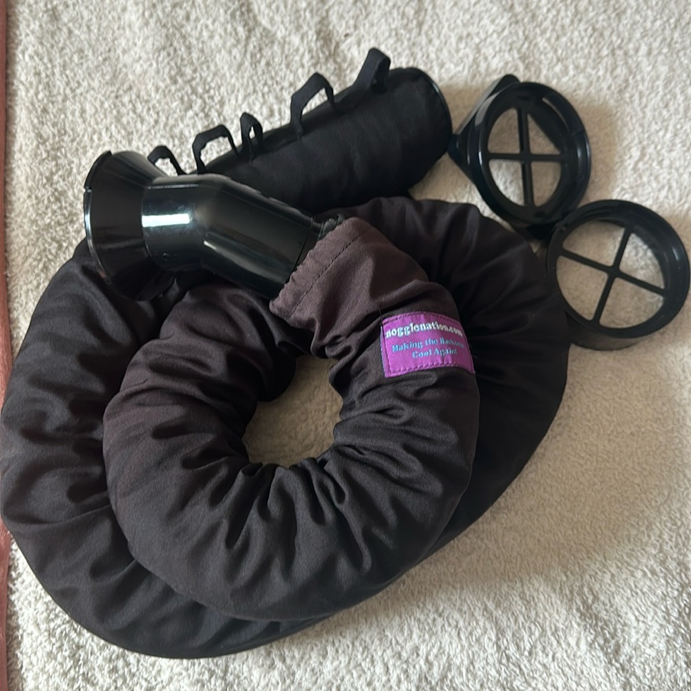 In great condition Noggle for car vent